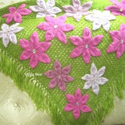 Шаль "Лилии" крючком и спицами.