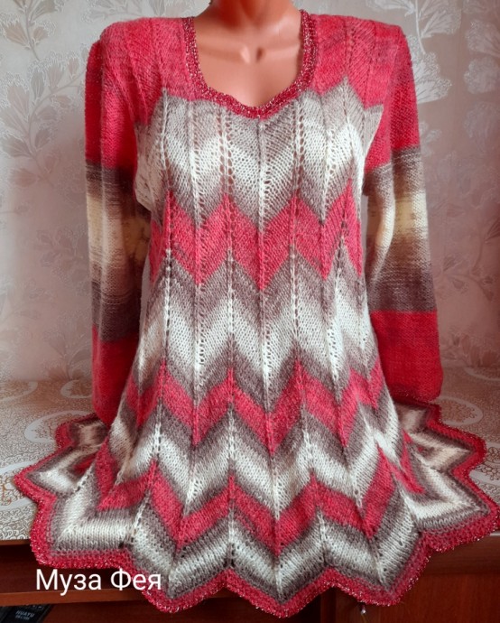 Пуловер "Красная гвоздика" в стиле Миссони к юбке, спицами