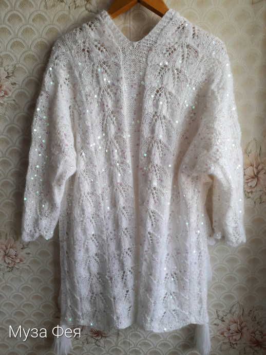 Первые снежинки. Кардиган-накидка спицами. Первые снежинки. Кардиган-накидка спицами.