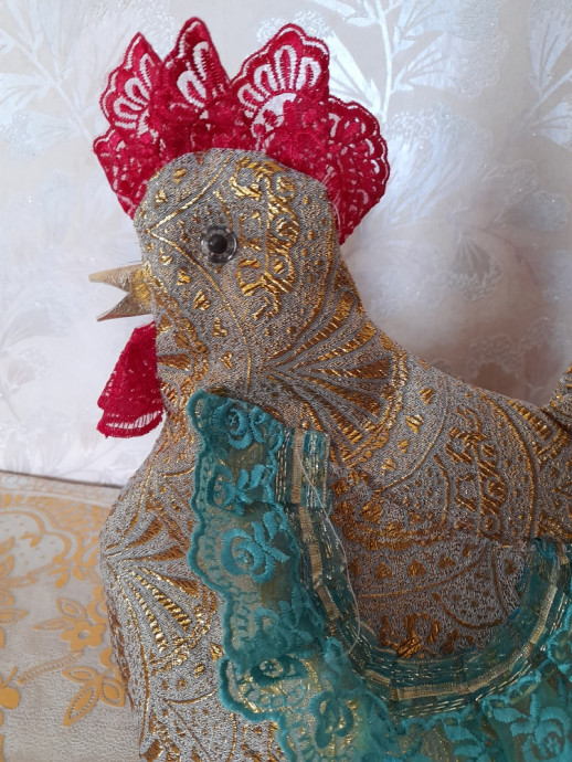 Золотой петушок и белая курочка - грелки на чайник, подарки к пасхе. Золотой петушок и белая курочка - грелки на чайник, подарки к пасхе.