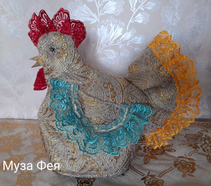 Золотой петушок и белая курочка - грелки на чайник, подарки к пасхе. Золотой петушок и белая курочка - грелки на чайник, подарки к пасхе.