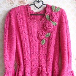 Малиновый костюм, спицы + крючок