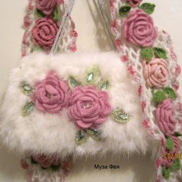 Розы на снегу -  шарфик и сумка крючком