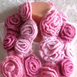 Шарф "Розы" крючком