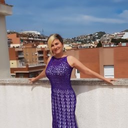 Платье фиолетовое из вискозных ниток