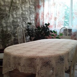 Ковидная скатерть ромашками