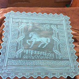 Моя первая скатерть в филейной технике