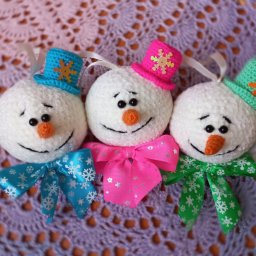 Ёлочные шарики-снеговички