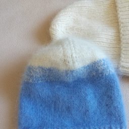 Пушистая шапочка