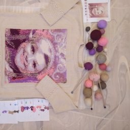 Свитер с портретом обладательницы) вязаное фото