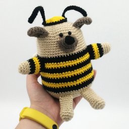 Вязаный мопсик