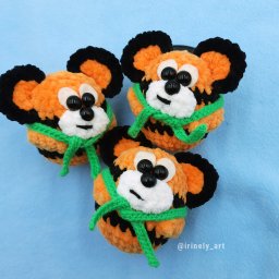 Плюшевые тигрята