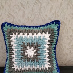 Подушка интерьерная