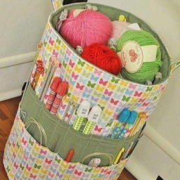 Маленькие самодельные хитрости для хранения крючков, спиц, иголок.