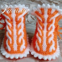 Пинетки для принцессы с двухцветной косой