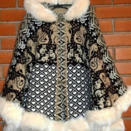 Пончо спицами техникой жаккард