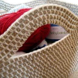 Корзина крючком из верёвки для рукоделия