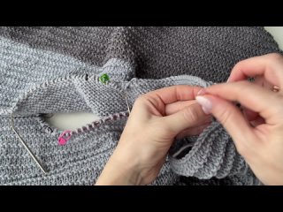 Простой красивый джемпер спицами