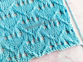 Красивый ажурный узор спицами для вязания джемперов, палантинов