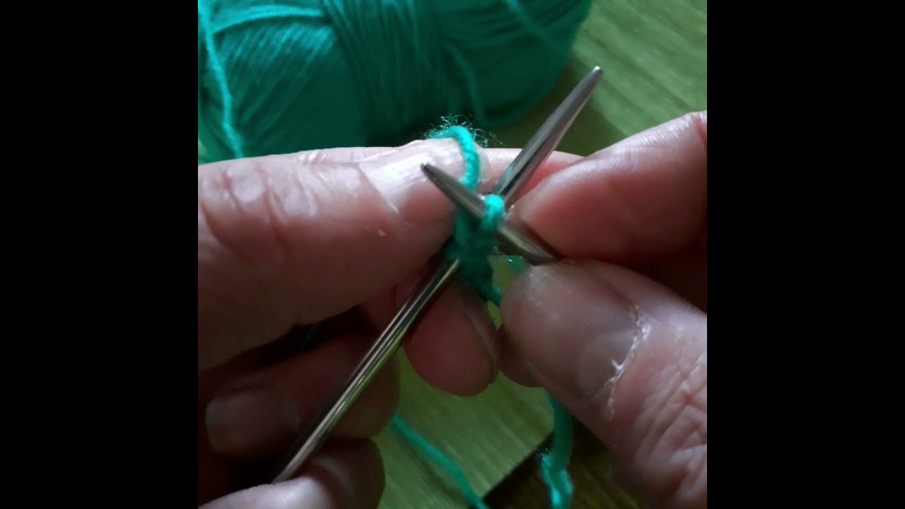 Набор изнаночными петлями.