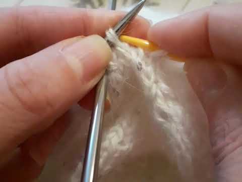 Берет с пайетками