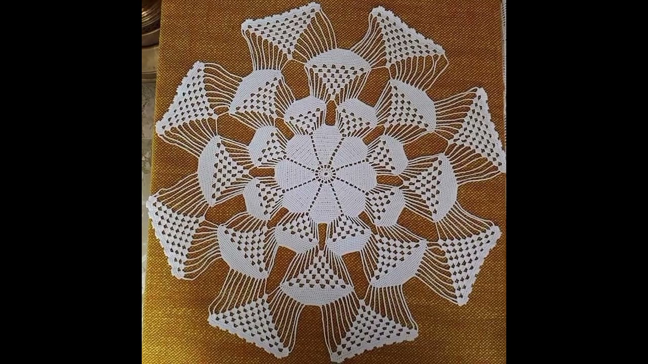 Современные салфетки крючком 