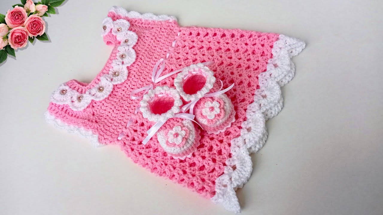 Платье крючком в комплект пинеткам. "Пироженки" На любой возраст.