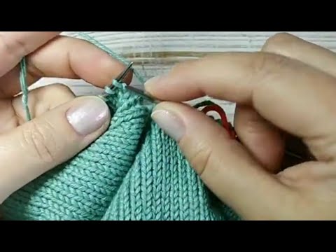 Идеальные подрезы. Поднимаем петли рукава, аккуратно оформляем подрезы без дырочек.